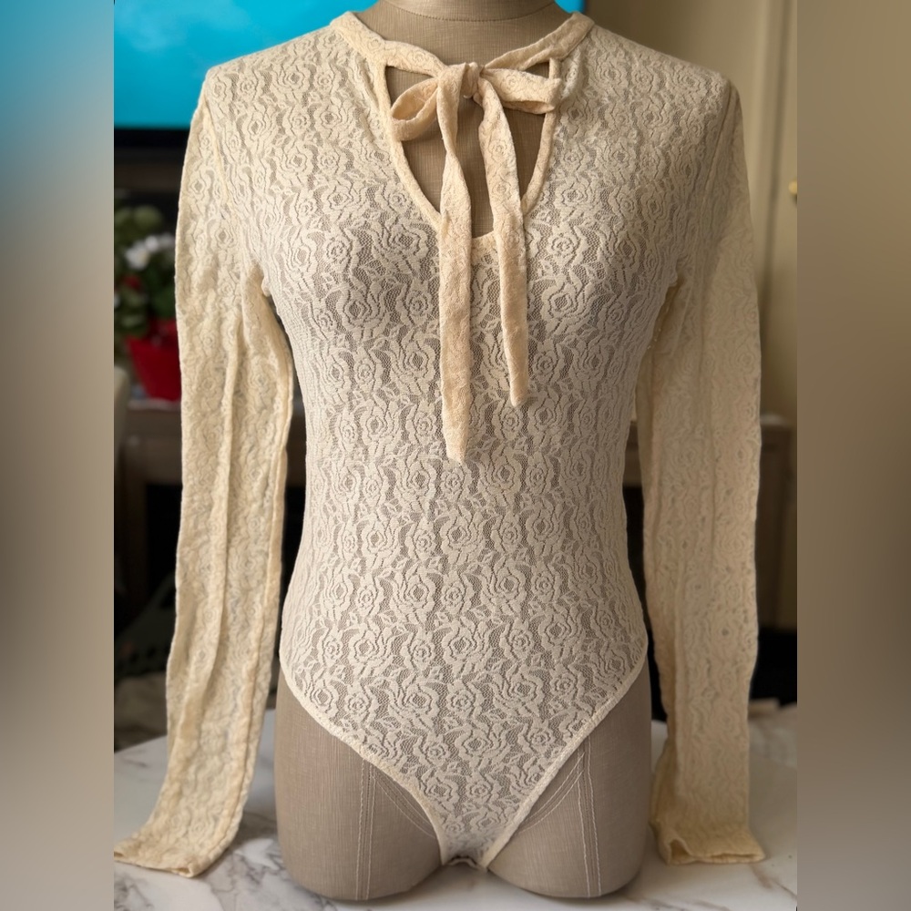 *Sold* Forever 21 Cream Lace Tie-Neck Bodysuit